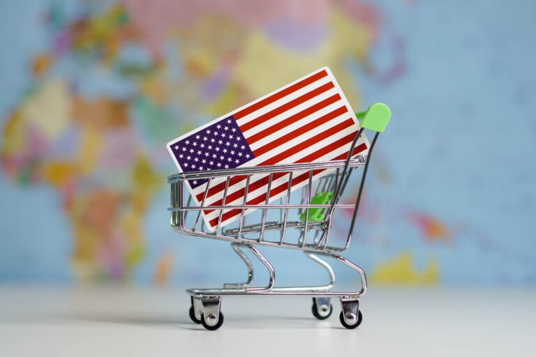 american usa flag in miniature shopping trolley ca 2023 11 27 05 22 14 utc - Universidade Marketplaces